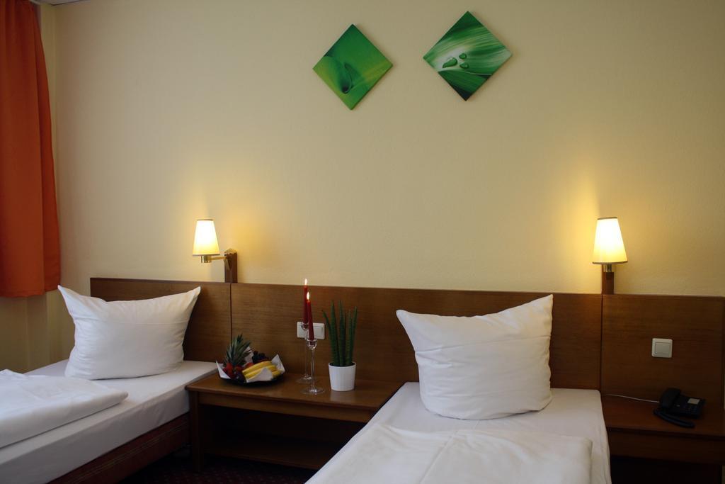 Quick Hotel Dresden West Kesselsdorf Exterior foto